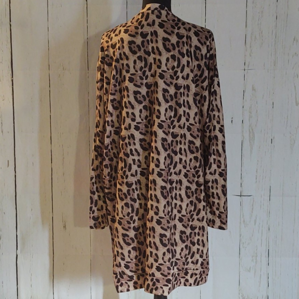NWOT Lightweight Cozy Pocket Cardigan LeopardCreme - Picture 7 of 7